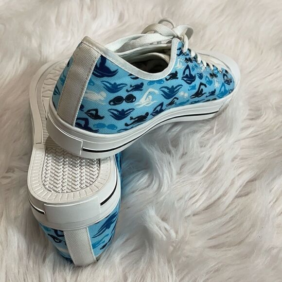 𝅺swimmer Design Low Top Sneaker Sz F12 M10 - Picture 13 of 14